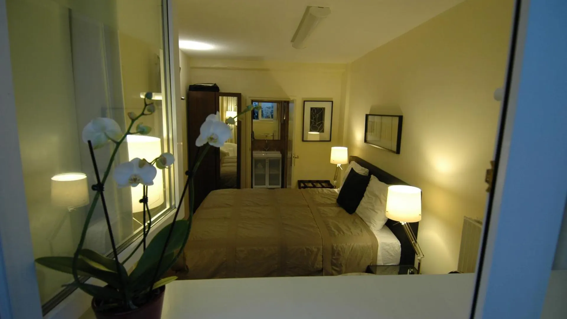 B&B Wladimir Studios Amsterdam 2*,