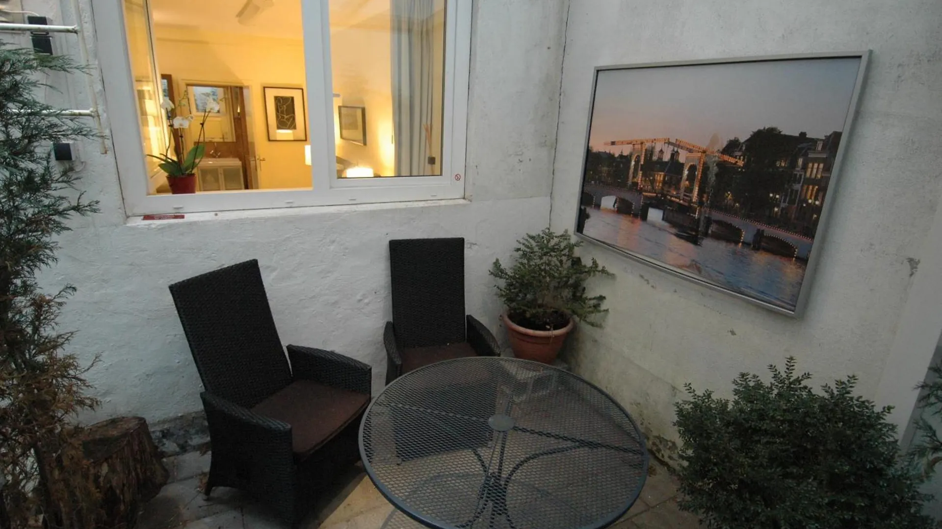B&B Wladimir Studios Amsterdam Nederländerna