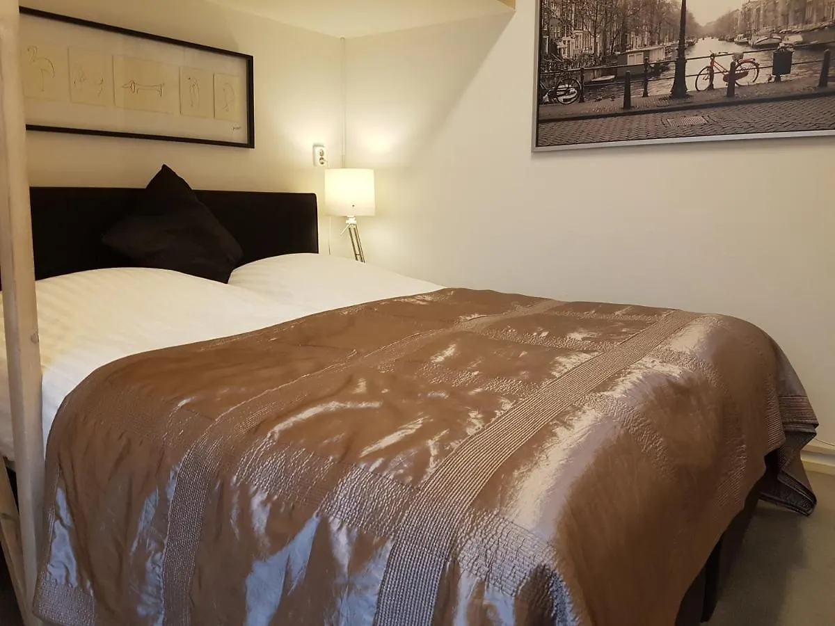 ** Bed & Breakfast B&B Wladimir Studios Amsterdam Nederländerna