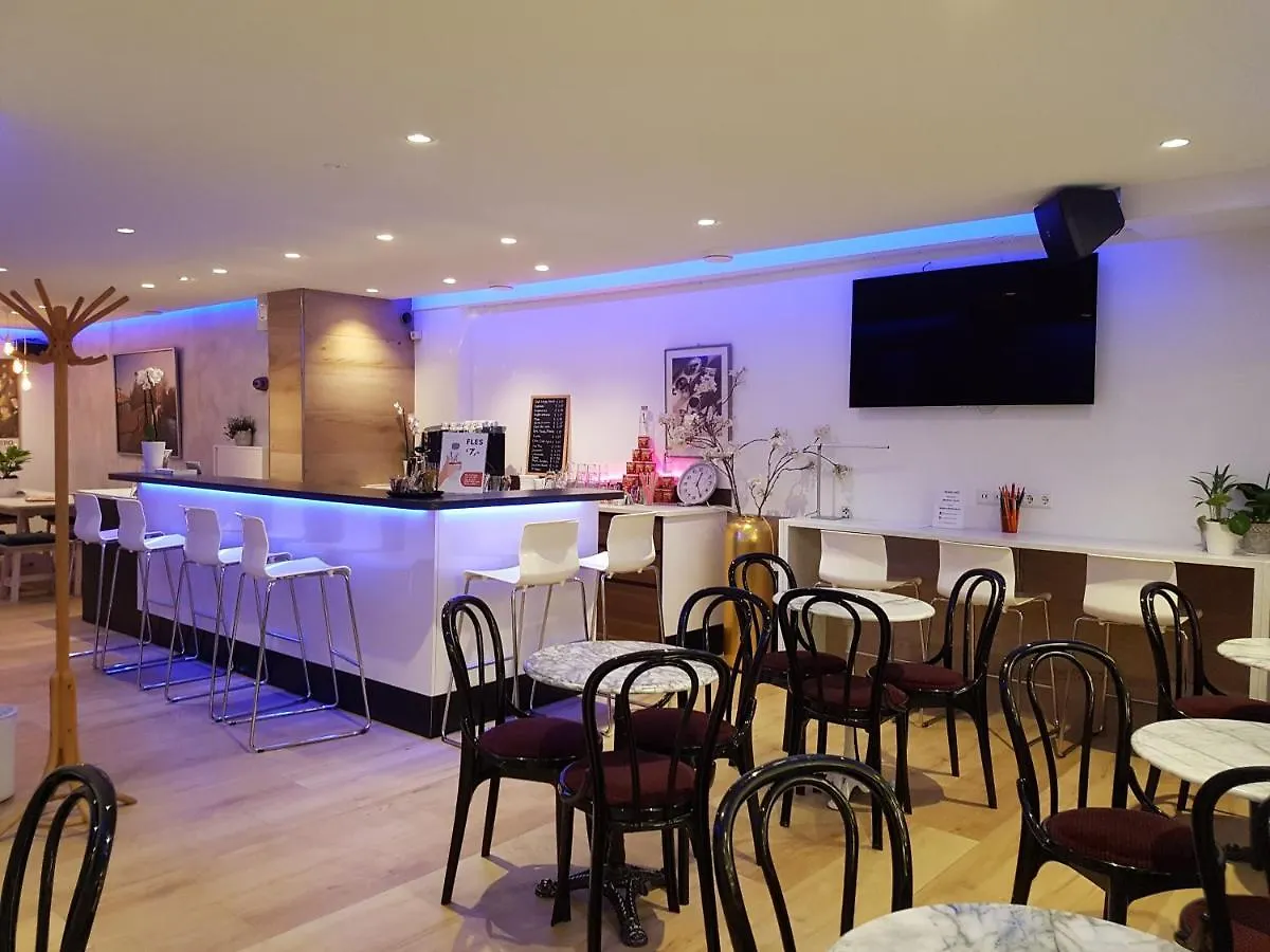 B&B Wladimir Studios Amsterdam 2*,  Netherlands