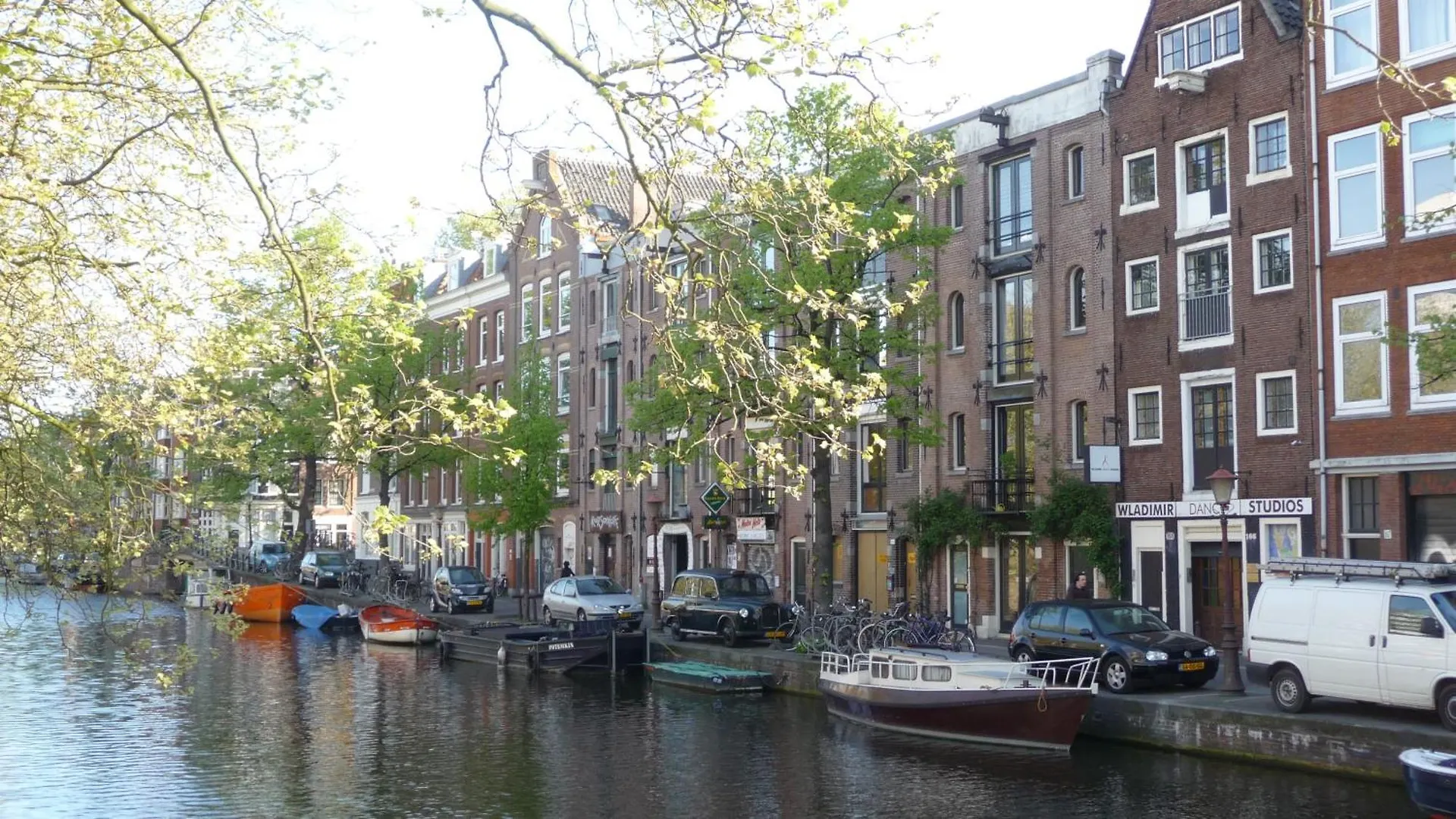 B&B Wladimir Studios Amsterdam 2*,  Holandia